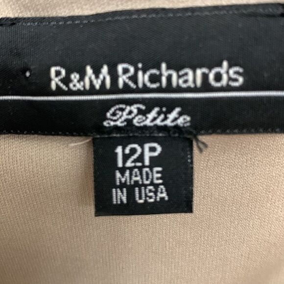 R&M Richards size 12 Petite sleeveless black formal dress - Picture 5 of 9